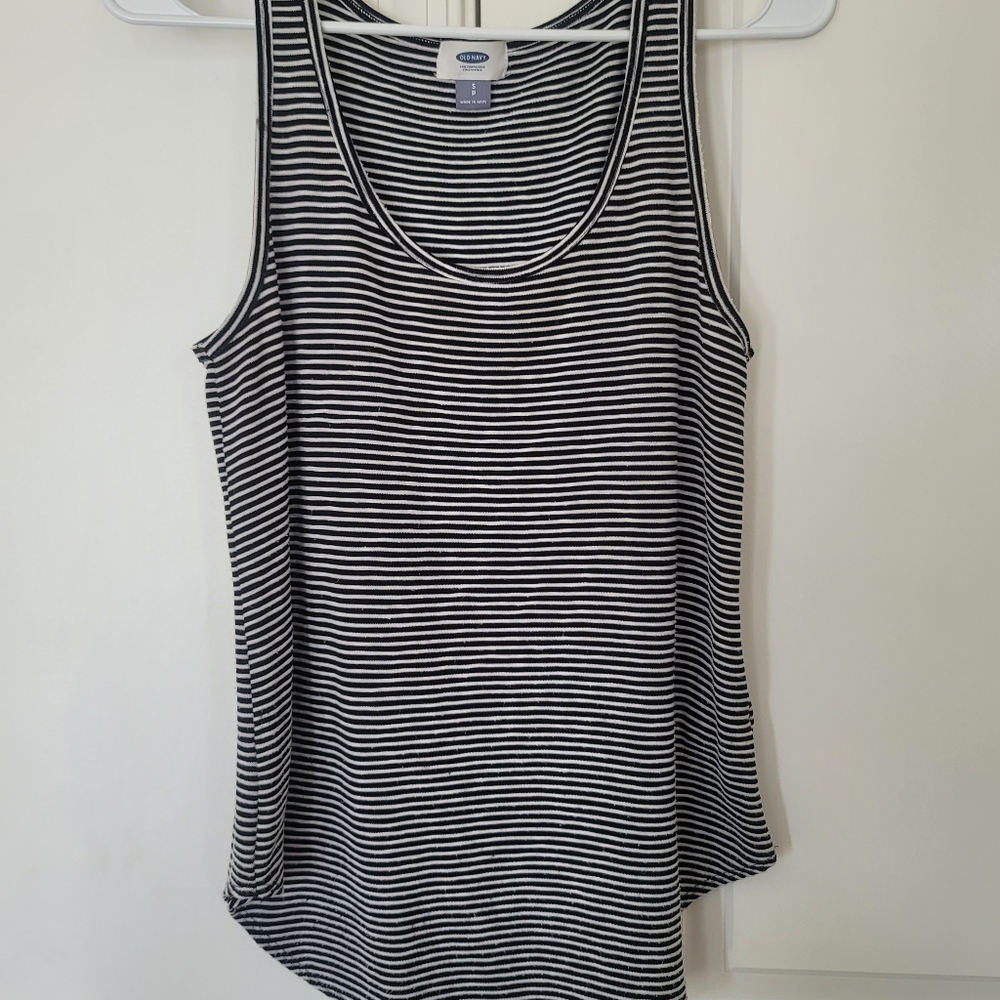 Old Navy Womens Stripped Tank Top